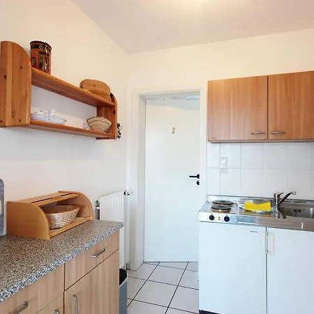 Rosenhof By Rujana Appartement *